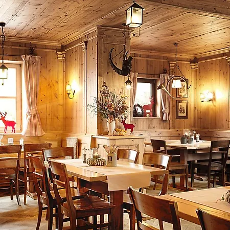 Hotel Post Landgasthof Aufkirchen Berg am Starnberger See