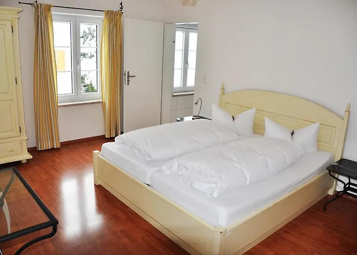 Hotel Post Landgasthof Aufkirchen 3*