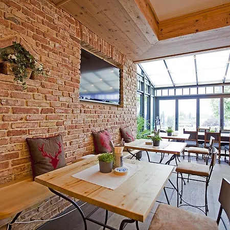 Hotel Die Post Landgasthof Aufkirchen 3*