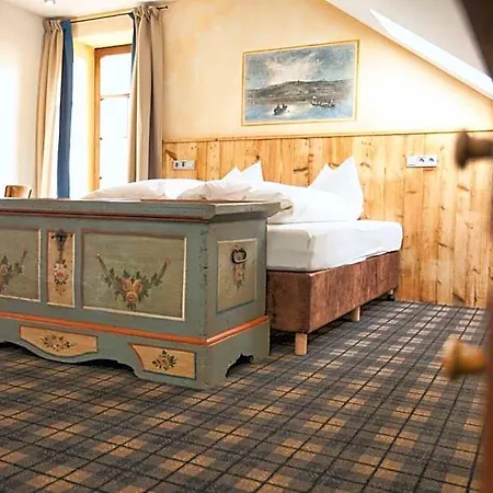 Hotell Post Landgasthof Aufkirchen 3*