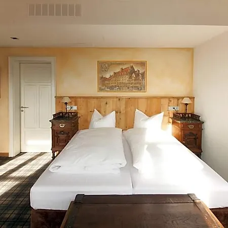 Die Post Landgasthof Aufkirchen Hotel