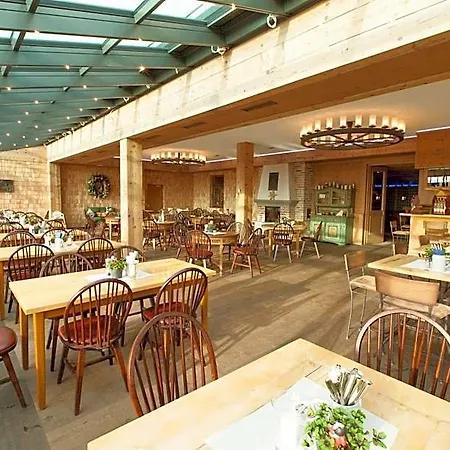 Hotel Die Post Landgasthof Aufkirchen Berg am Starnberger See